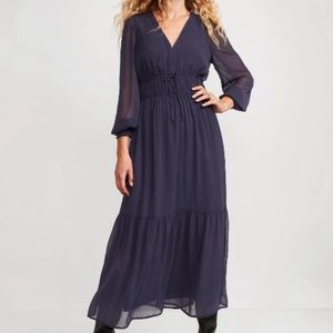 Old Navy Chiffon tiered long sleeve flowy v neck dress Large